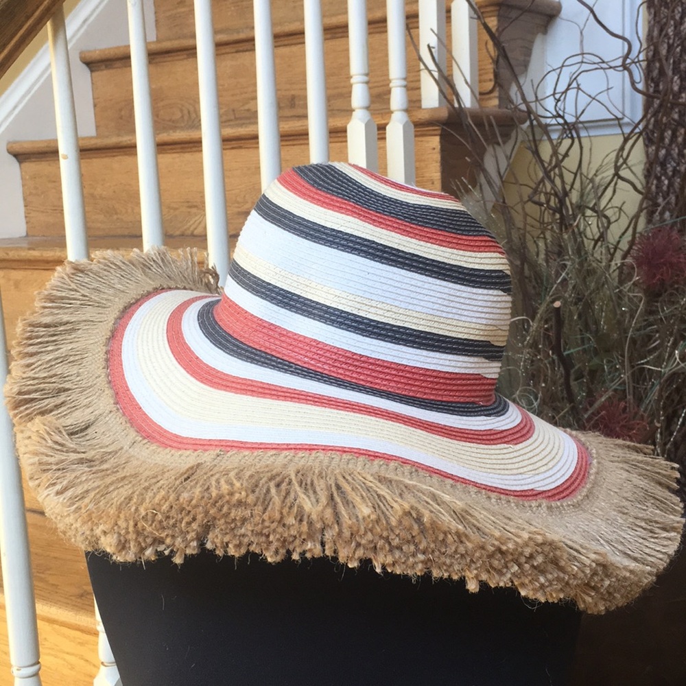 Kathy Jeanne Paper Beach Hat - Picture 3 of 6